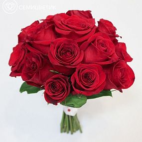 Свадебный букет невесты    из красных роз