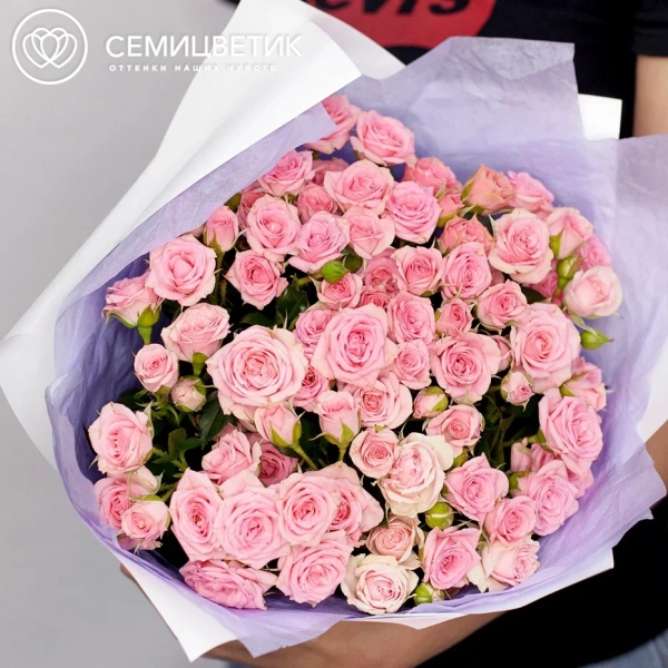 Букет из 25 розовых кустовых роз 40 см (Кения)